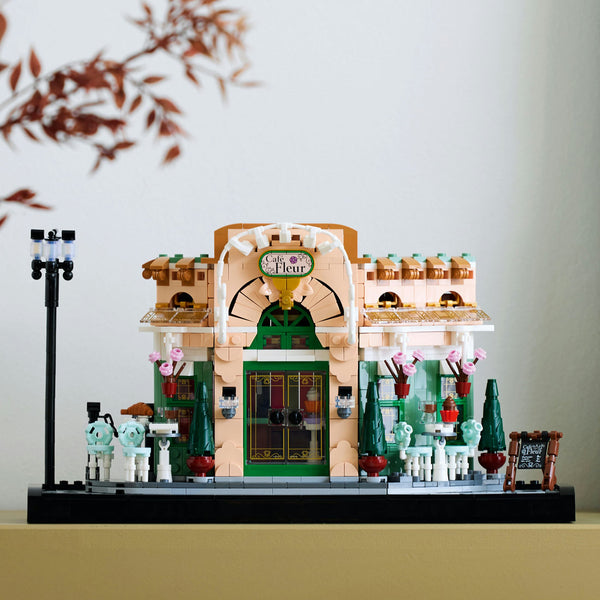 LEGO® ICONS French Café Paris Bookshelf Decor 10362