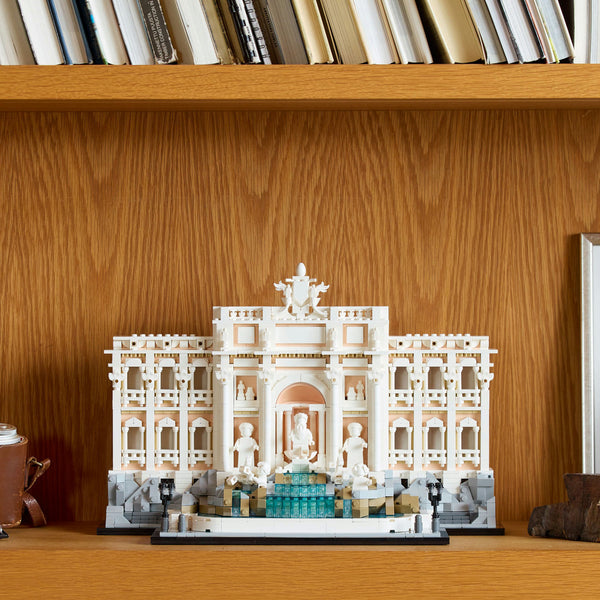 LEGO® Architecture Trevi Fountain Model, Italian Landmark Rome Memorabilia 21062