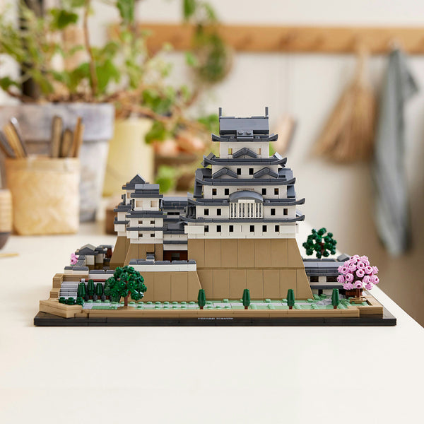 LEGO® Architecture Himeji Castle Building Set 21060