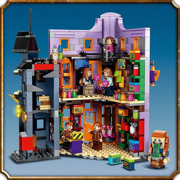 LEGO® Harry Potter™ Diagon Alley™: Weasleys’ Wizard Wheezes™ 76422