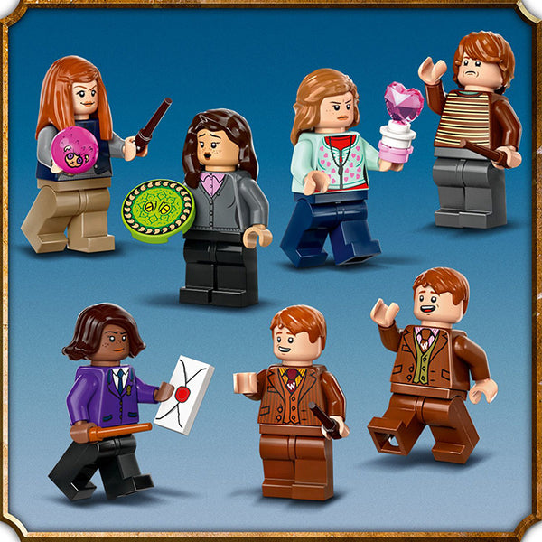 LEGO® Harry Potter™ Diagon Alley™: Weasleys’ Wizard Wheezes™ 76422