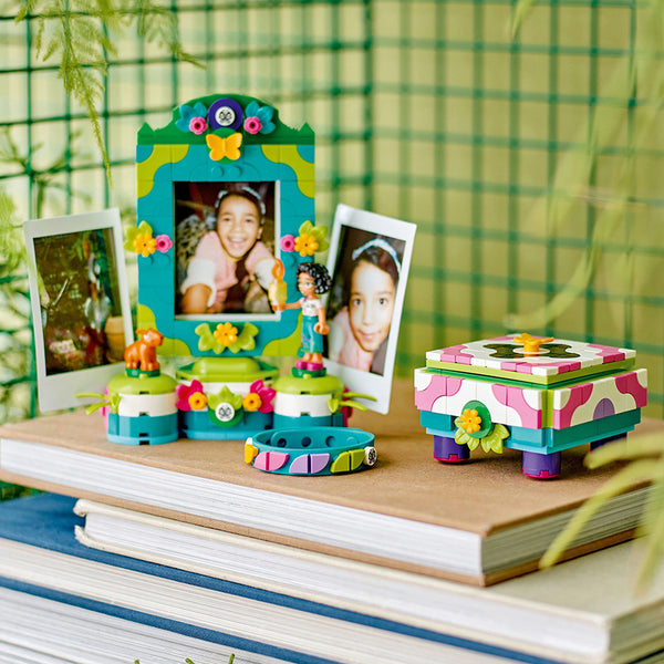 LEGO® ǀ Disney Encanto Mirabel’s Photo Frame and Jewellery Box 43239