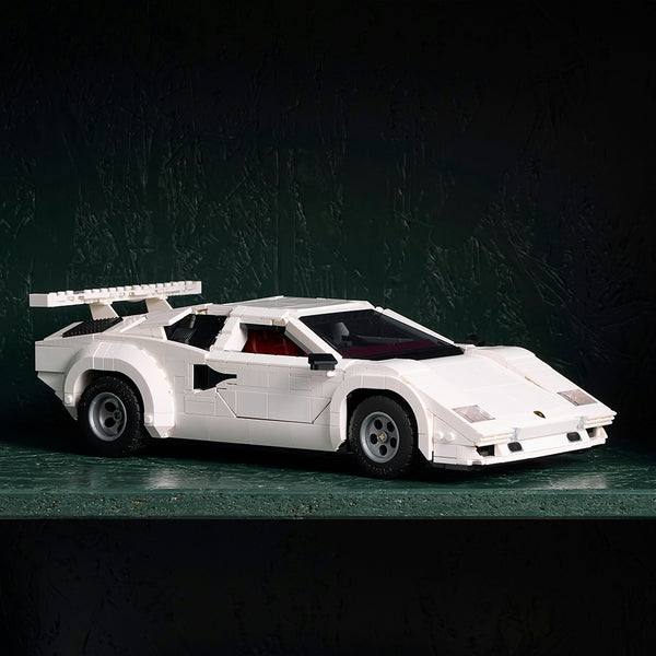 LEGO® ICONS Lamborghini Countach 5000 Quattrovalvole 10337