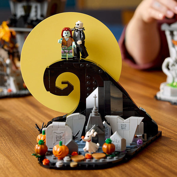 LEGO® Ideas Disney Tim Burton’s The Nightmare Before Christmas 21351