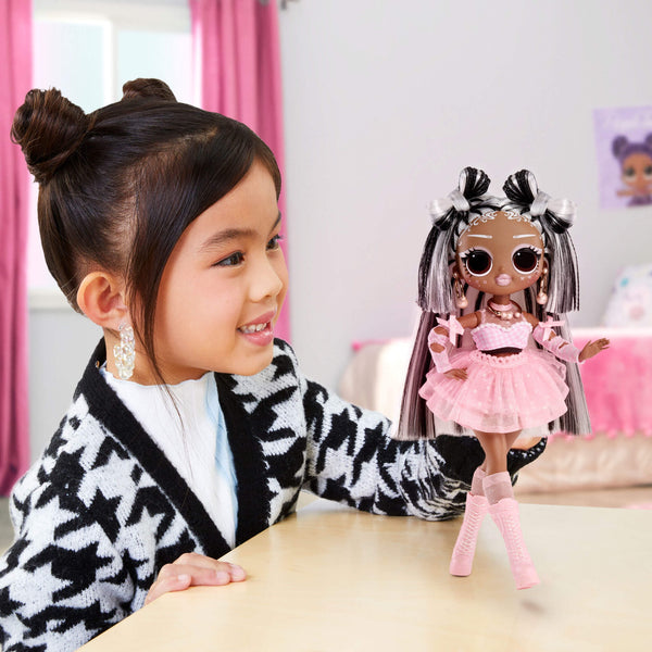 LOL Surprise OMG Sunshine Makeover Switches Fashion Doll