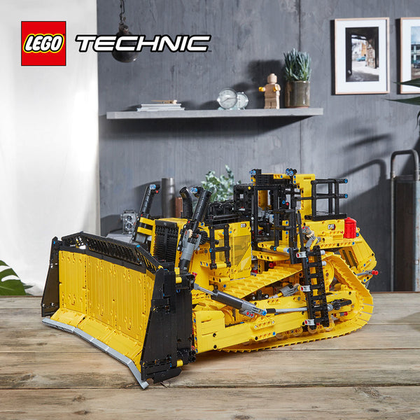 LEGO® Technic™ App-Controlled Cat® D11 Bulldozer 42131