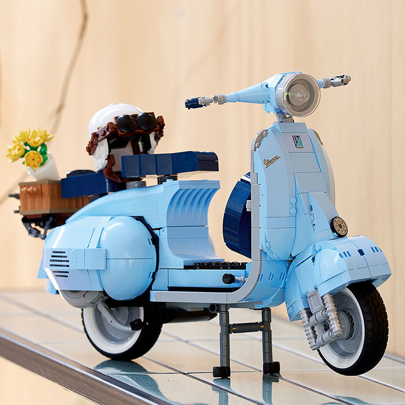 NEW Vespa 125 factory Building Kit