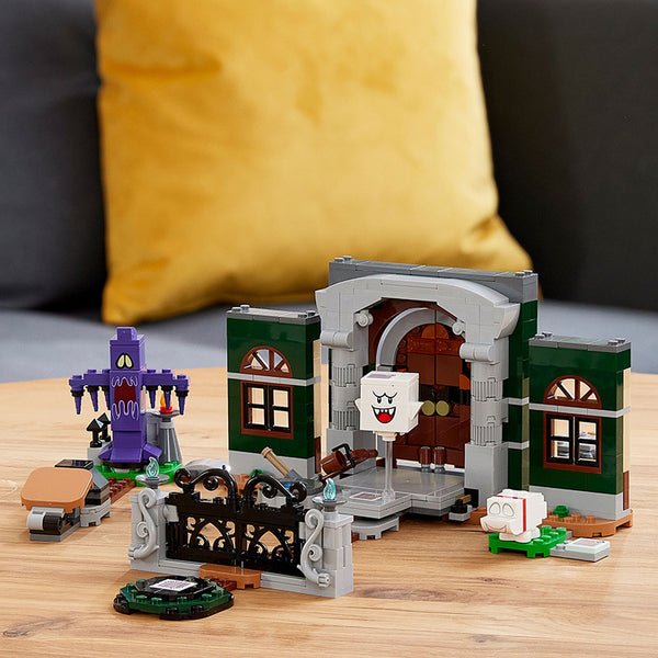 LEGO® Super Mario™ Luigi’s Mansion™ Entryway Expansion Set 71399