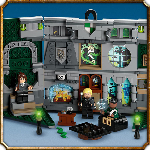 LEGO® Harry Potter™ Slytherin™ House Banner 76410