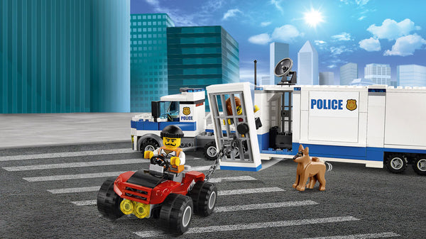 LEGO® City Mobile Command Center 60139