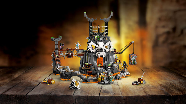 LEGO® NINJAGO® Skull Sorcerer's Dungeons 71722