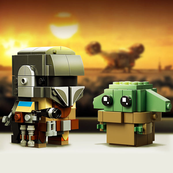 LEGO® BrickHeadz™ Star Wars™ The Mandalorian™ & The Child Building Kit 75317