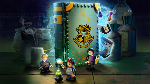 LEGO® Harry Potter™ Hogwarts™ Moment: Potions Class Building Kit 76383